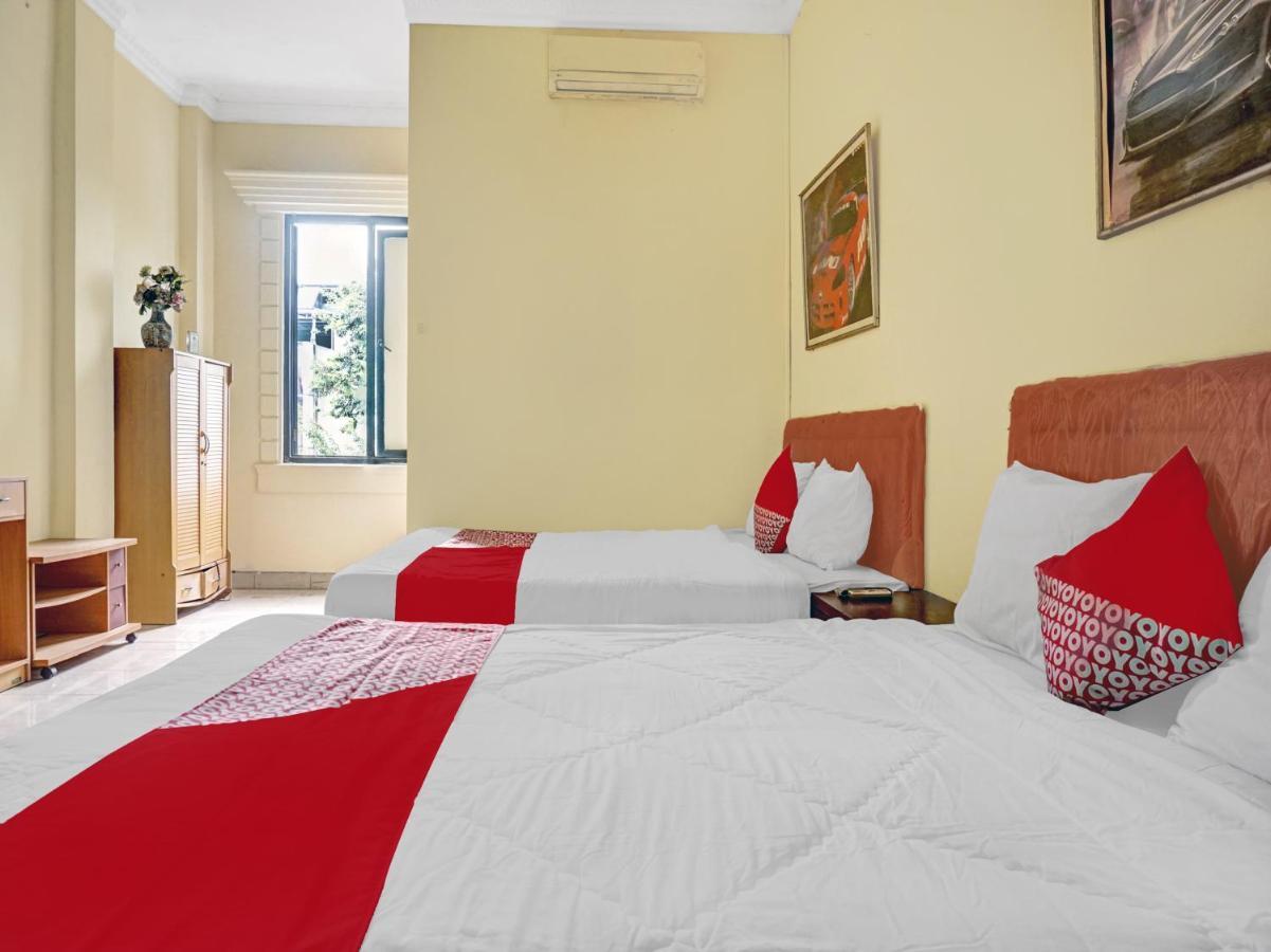 Oyo 90702 Wisma Tobana Kebayoran Mencil Zewnętrze zdjęcie